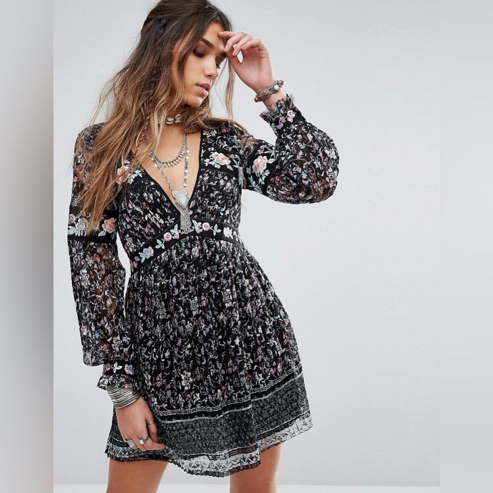 Free People Cherry Lace and Embroidered Dress ✨